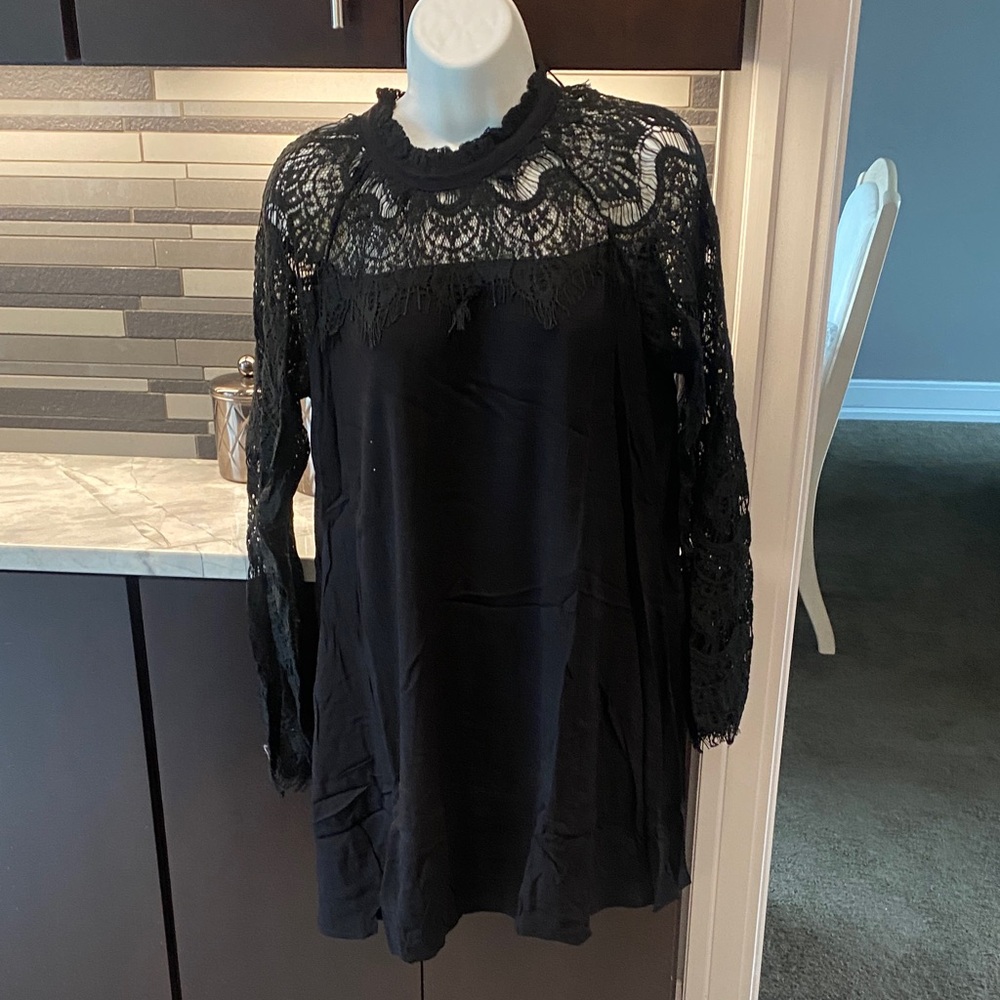 Chic Black Lace Long Sleeve Dress